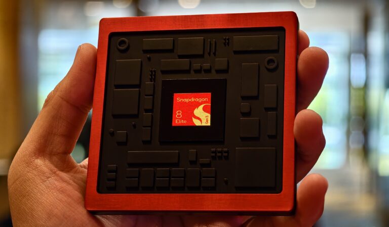 Snapdragon 8 Gen 5 Smartphones to Launch Globally This Month, India Launch Expected in December